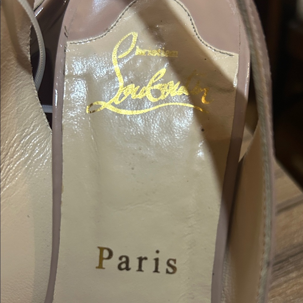 ❤️sold ❤️ Louboutin Nude patent slingback heels peep toe pumps red sole - Picture 10 of 11